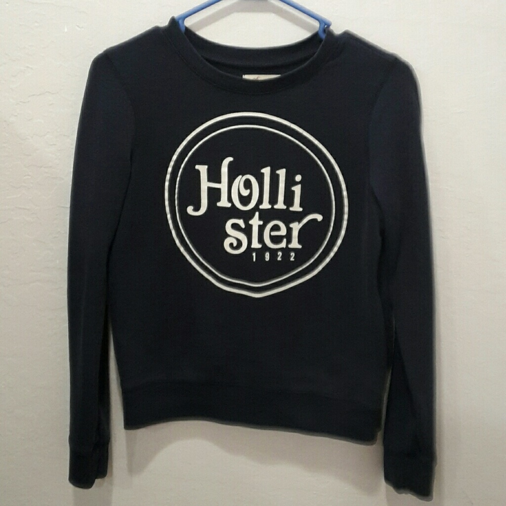 Navy and white Hollister logo sweatshirt